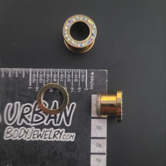 00 Plugs Gold with Gems - Picture 3 of 3